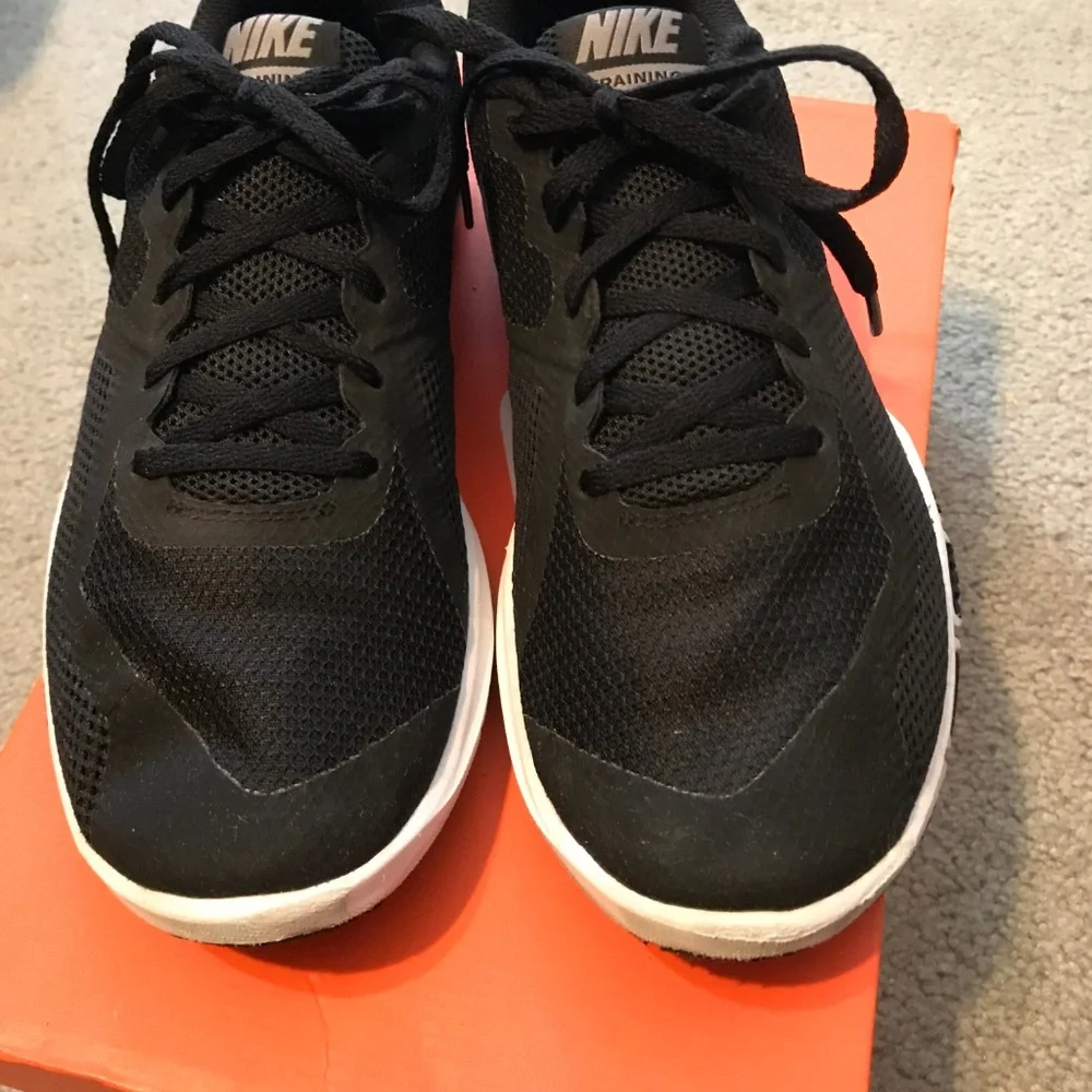 Nike mens flex